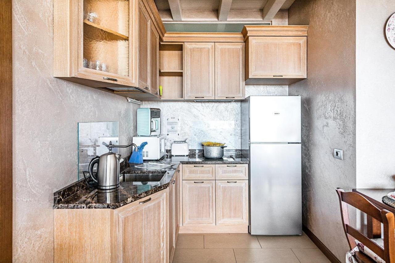 Warda C11 Apartment By Wonderful Italy Desenzano del Garda Exterior foto